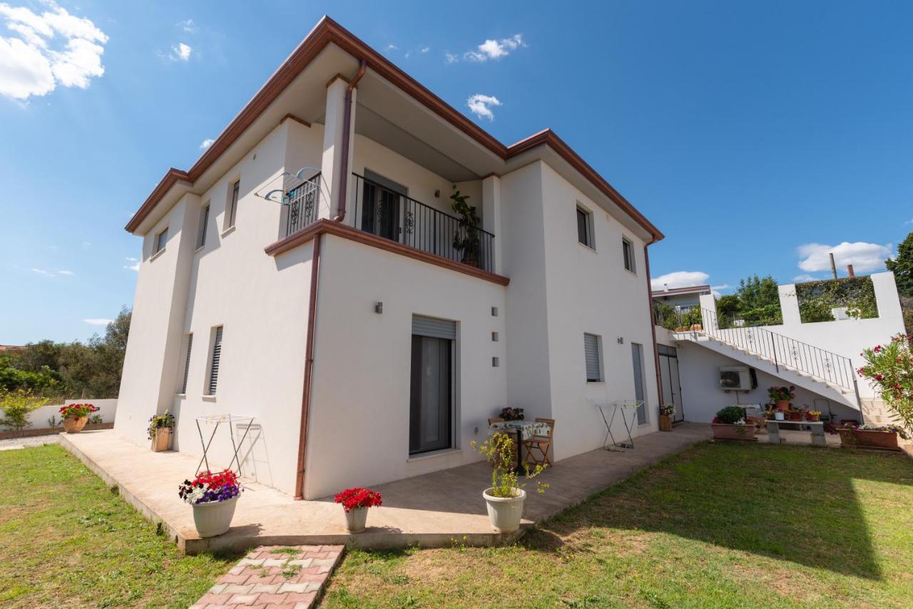 Giglio Marino Bed & Breakfast Tortoli Bagian luar foto
